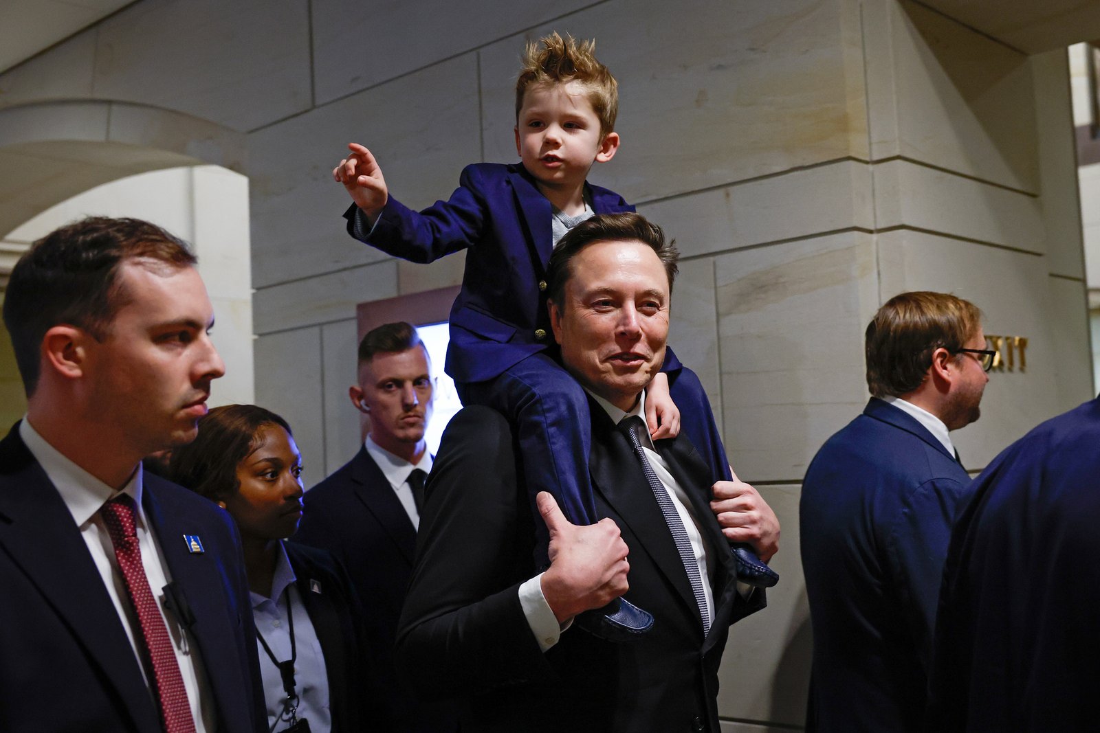 Democrats and Republicans in the Senate are frustrated with Elon Musk’s antics Democrats and Republicans in the Senate are frustrated with Elon Musk’s antics