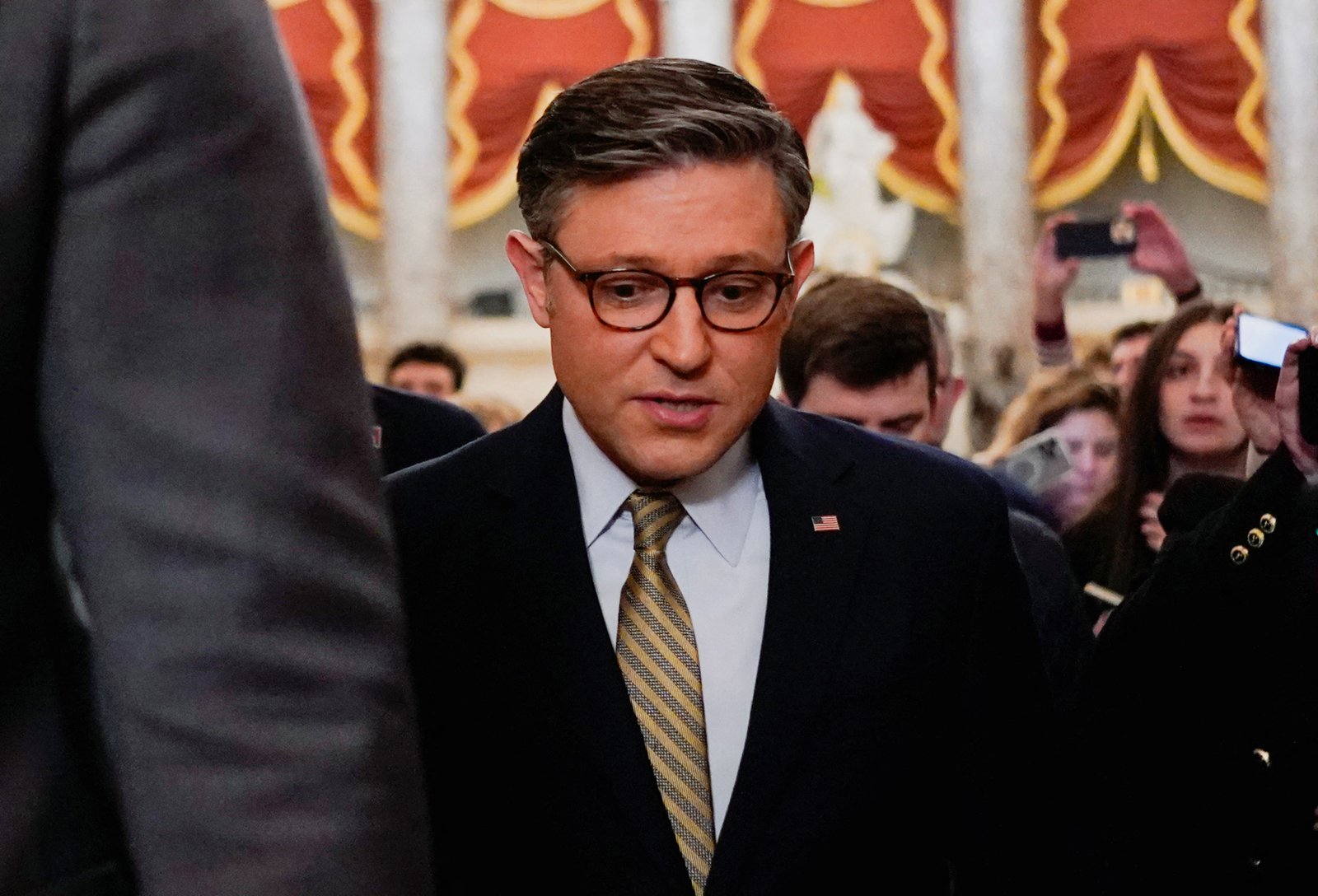 House narrowly averts government shutdown — and rejects Trump’s debt ceiling commands House narrowly averts government shutdown — and rejects Trump’s debt ceiling commands