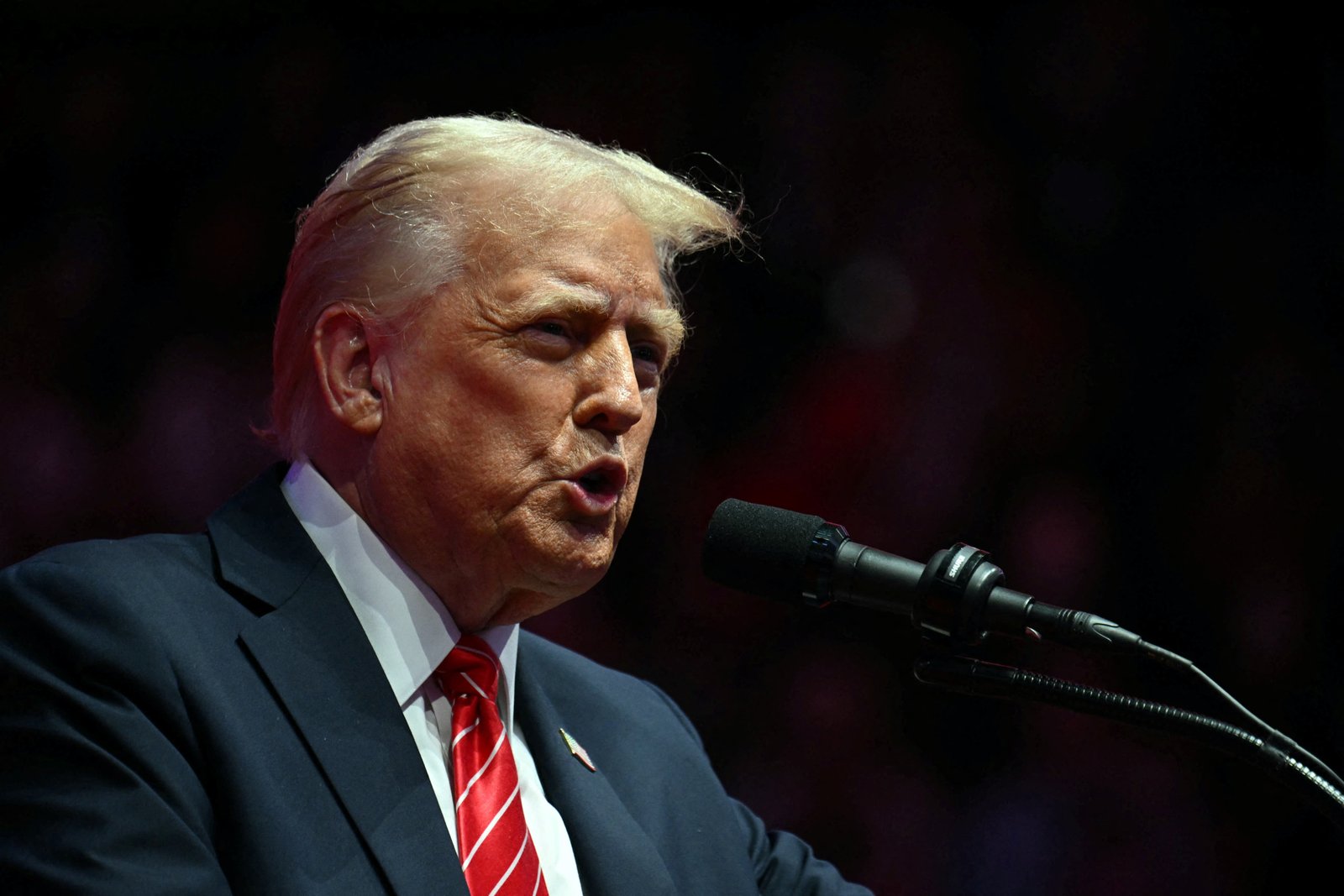 Trump to call for ‘revolution of common sense’ after gloomy 2017 inaugural address Trump to call for ‘revolution of common sense’ after gloomy 2017 inaugural address